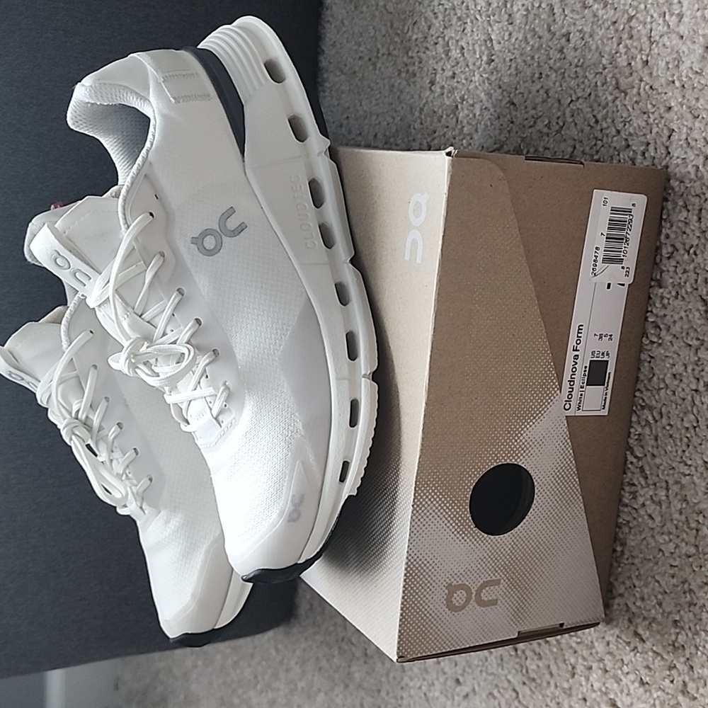 On Running Unisex White Running Shoes